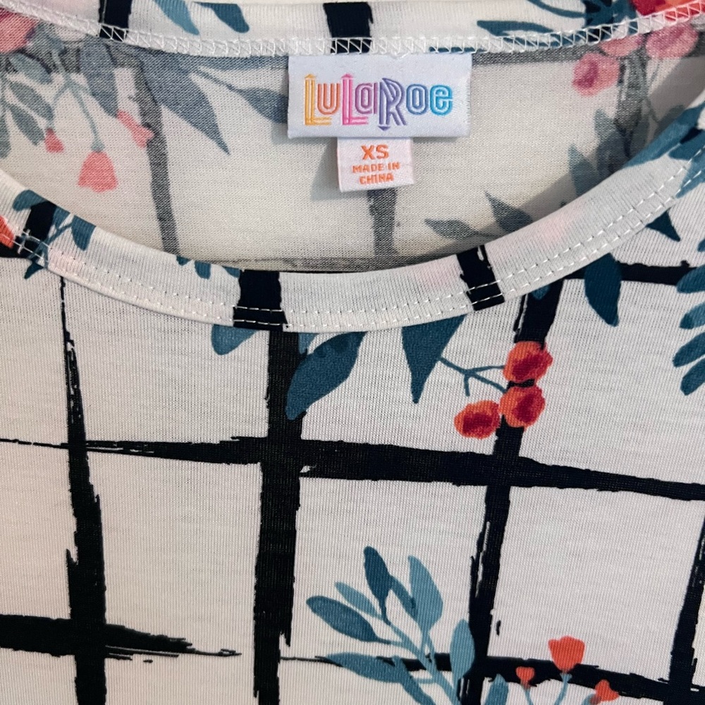 LuLaRoe Maria XS